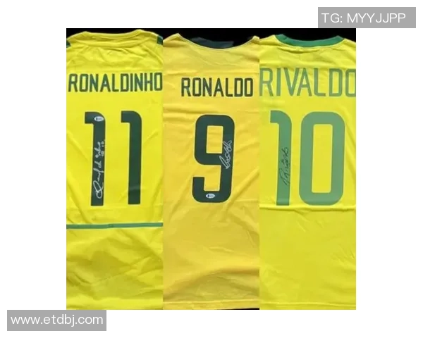 足球场上的传奇巨星们：他们如何改变了世界足球的历史与未来