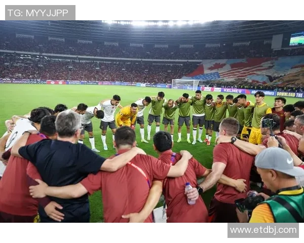 亚洲足球男球星风采尽显 谁将成为下一个足坛巨星的领军人物