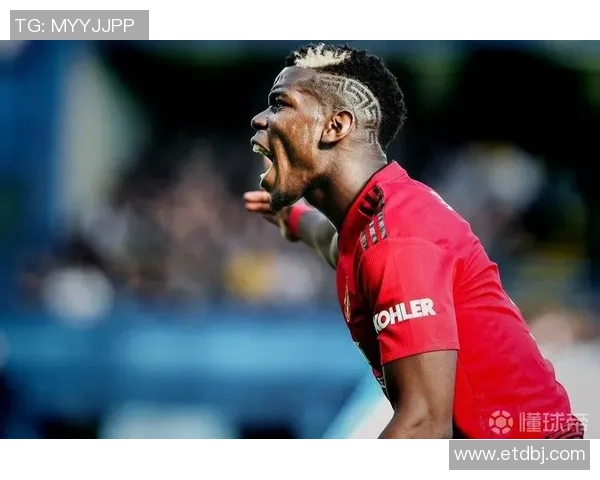 扎丸子头的足球明星:他们如何在赛场上用发型展现个性与实力 扎丸子头的足球明星:他们如何在赛场上用发型展现个性与实力